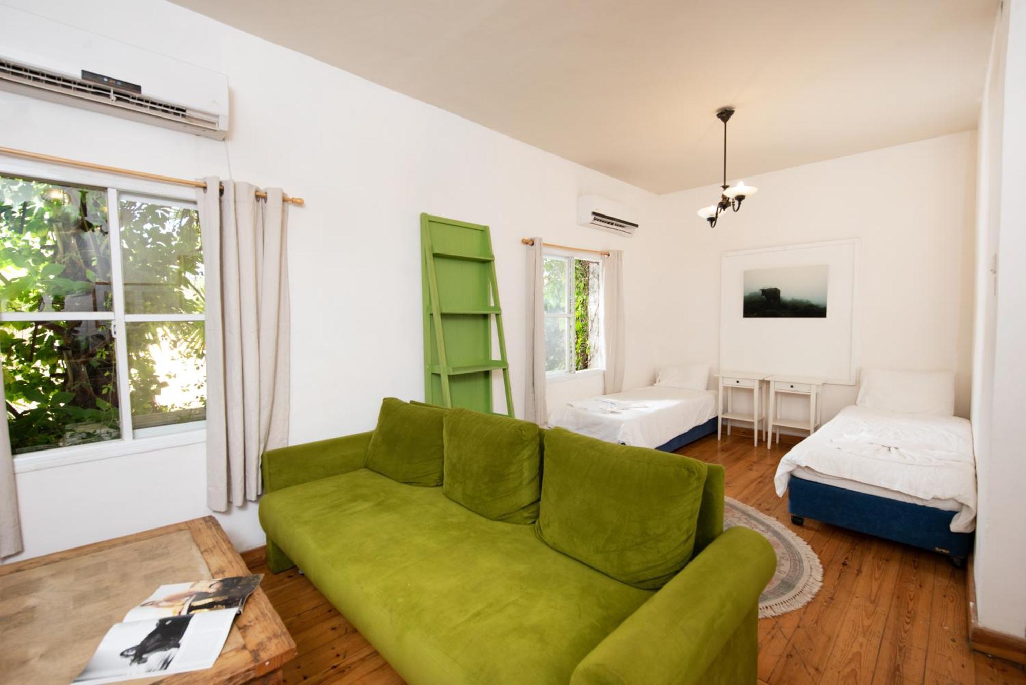 Vitrage Holiday Village And Spa Beit Hillel Quarto foto